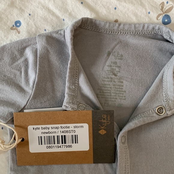 Kyte Baby Newborn Snap Footie Grey - Picture 2 of 2